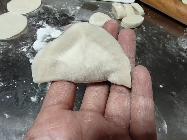 蝦仁玉米豬肉蒸餃的做法-咸鮮味蒸菜譜-易網(wǎng)健康養(yǎng)生網(wǎng) 蝦仁玉米豬肉蒸餃的做法-咸鮮味蒸菜譜