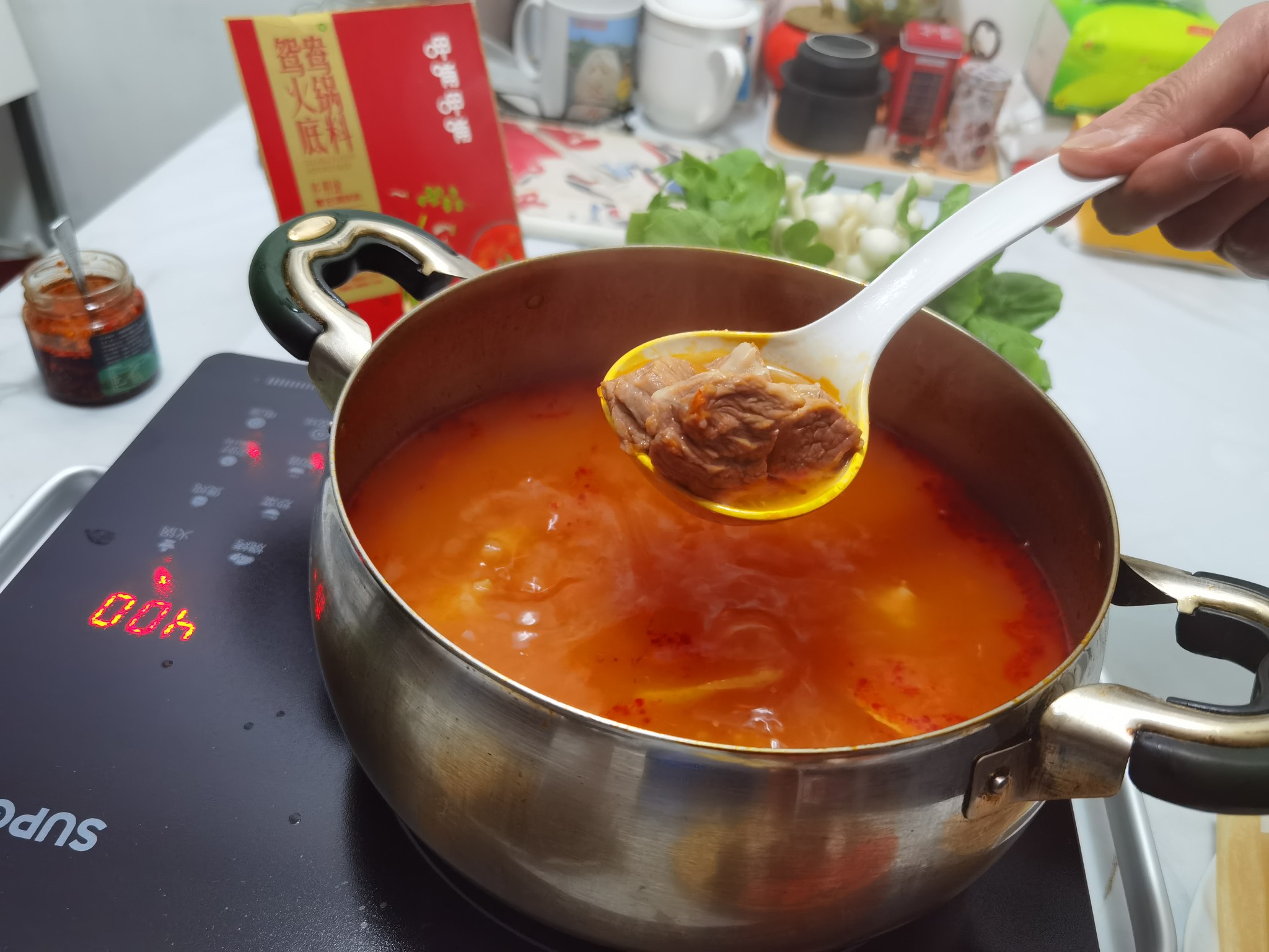 番茄牛腩涮涮鍋,冬天吃再適合不過了的做法-茄汁味煮菜譜-易網(wǎng)健康養(yǎng)生網(wǎng) 番茄牛腩涮涮鍋,冬天吃再適合不過了的做法-茄汁味煮菜譜