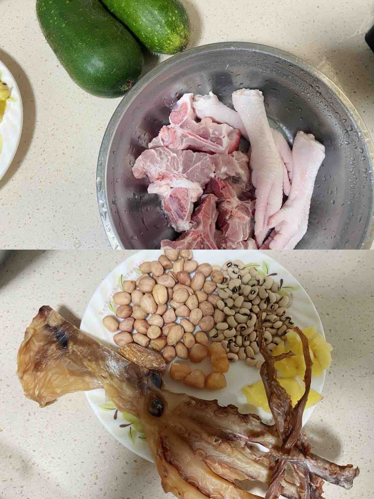 章魚龍骨煲節(jié)瓜的做法-咸鮮味煲菜譜-易網(wǎng)<a href=http://m.aoa7937.com/ target=_blank class=infotextkey>健康養(yǎng)生</a>網(wǎng) 章魚龍骨煲節(jié)瓜的做法-咸鮮味煲菜譜
