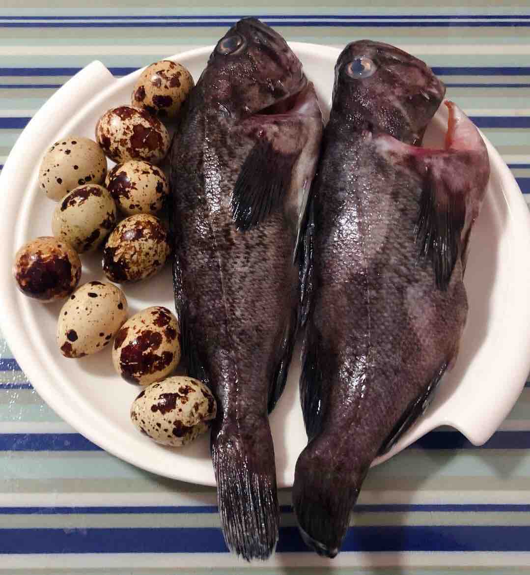 鵪鶉蛋豆腐燉黑魚的做法-咸鮮味燉菜譜-易網<a href=http://m.aoa7937.com/ target=_blank class=infotextkey>健康養生</a>網 鵪鶉蛋豆腐燉黑魚的做法-咸鮮味燉菜譜