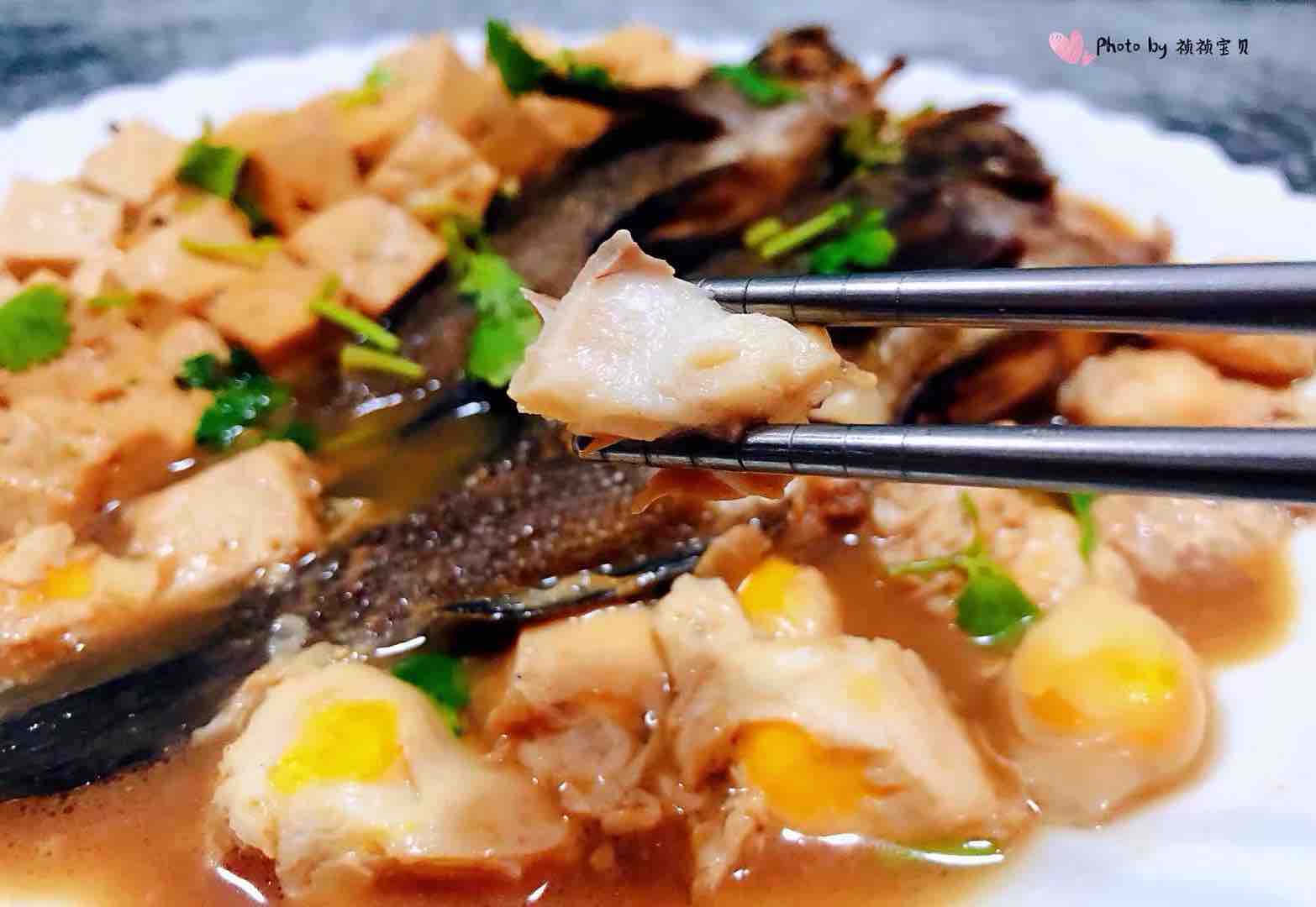 鵪鶉蛋豆腐燉黑魚的做法-咸鮮味燉菜譜-易網健康養生網 鵪鶉蛋豆腐燉黑魚的做法-咸鮮味燉菜譜