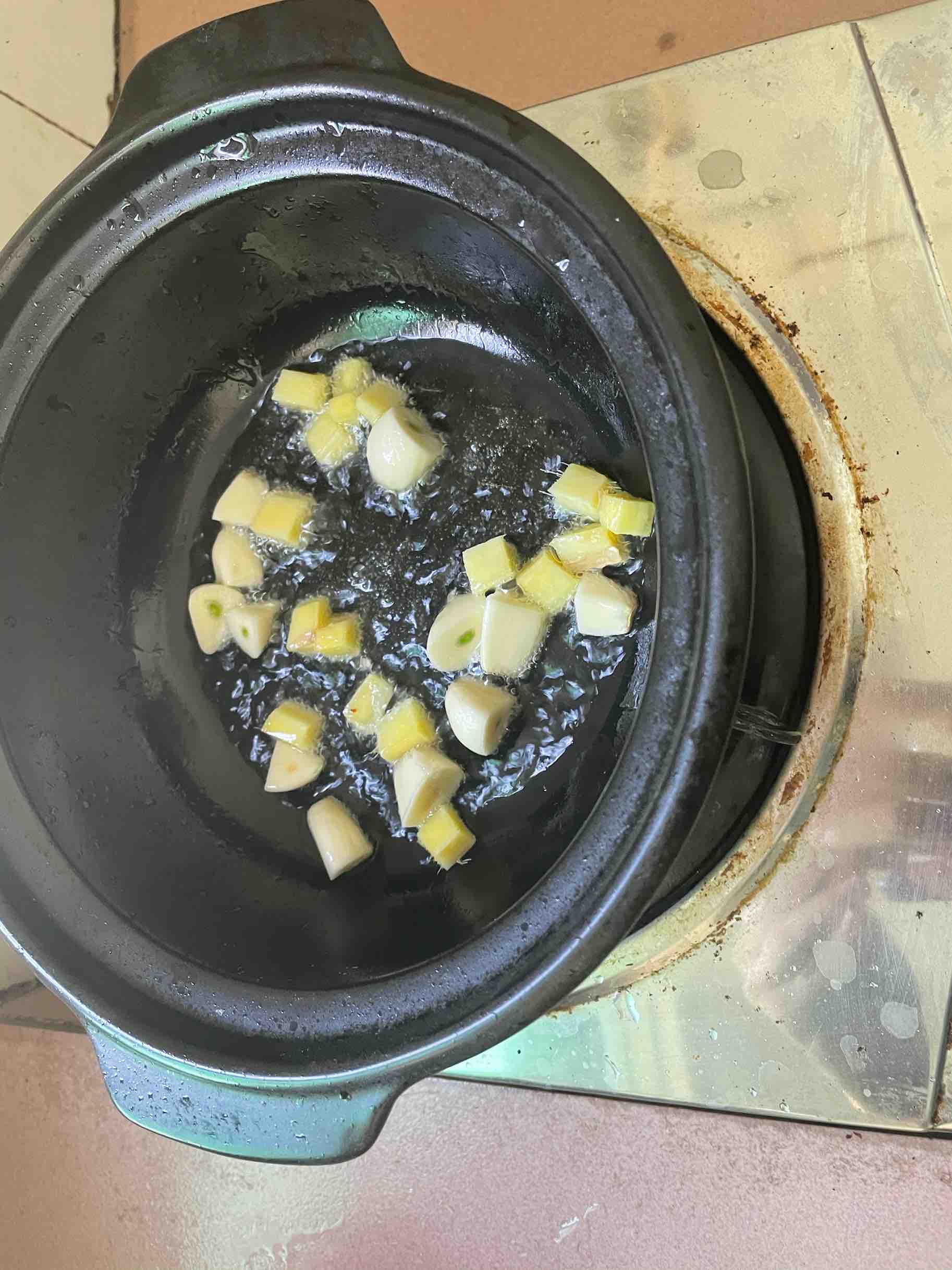 三汁燜鍋的做法-醬香味燜菜譜