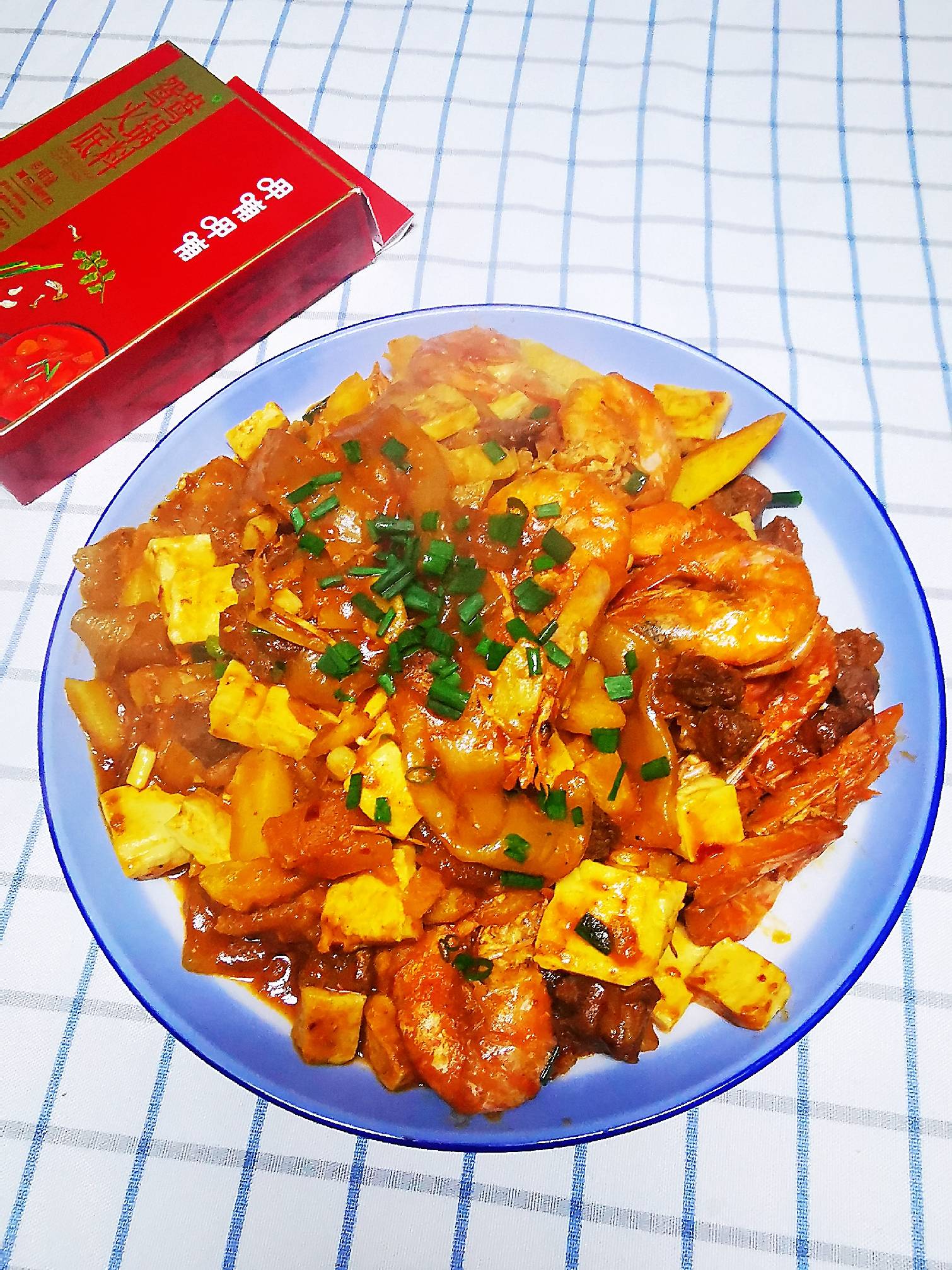 大蝦土豆煲的做法-香辣味燒菜譜-易網(wǎng)健康養(yǎng)生網(wǎng) 大蝦土豆煲的做法-香辣味燒菜譜