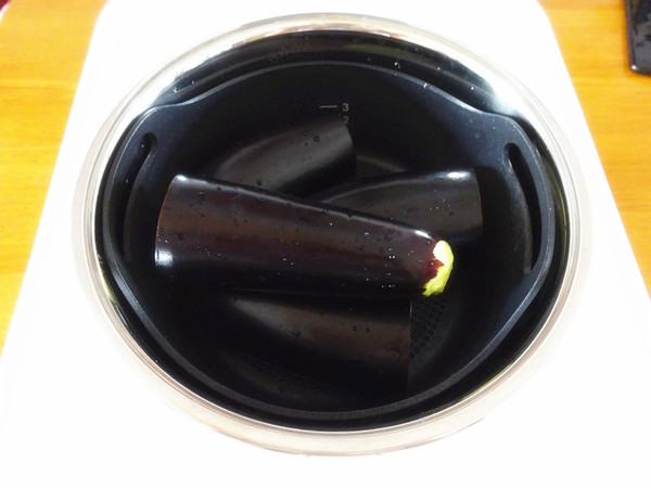 去火又瘦身的茄子拌苦菊的做法-咸鮮味拌菜譜-易網<a href=http://m.aoa7937.com/ target=_blank class=infotextkey>健康養(yǎng)生</a>網 去火又瘦身的茄子拌苦菊的做法-咸鮮味拌菜譜