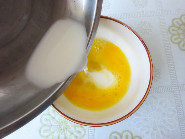 南瓜紅棗蒸蛋的做法-家常味蒸菜譜-易網(wǎng)健康養(yǎng)生網(wǎng) 南瓜紅棗蒸蛋的做法-家常味蒸菜譜