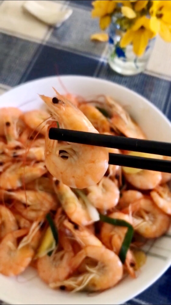 鹽水蝦的做法-家常味煮菜譜-易網健康養生網 鹽水蝦的做法-家常味煮菜譜