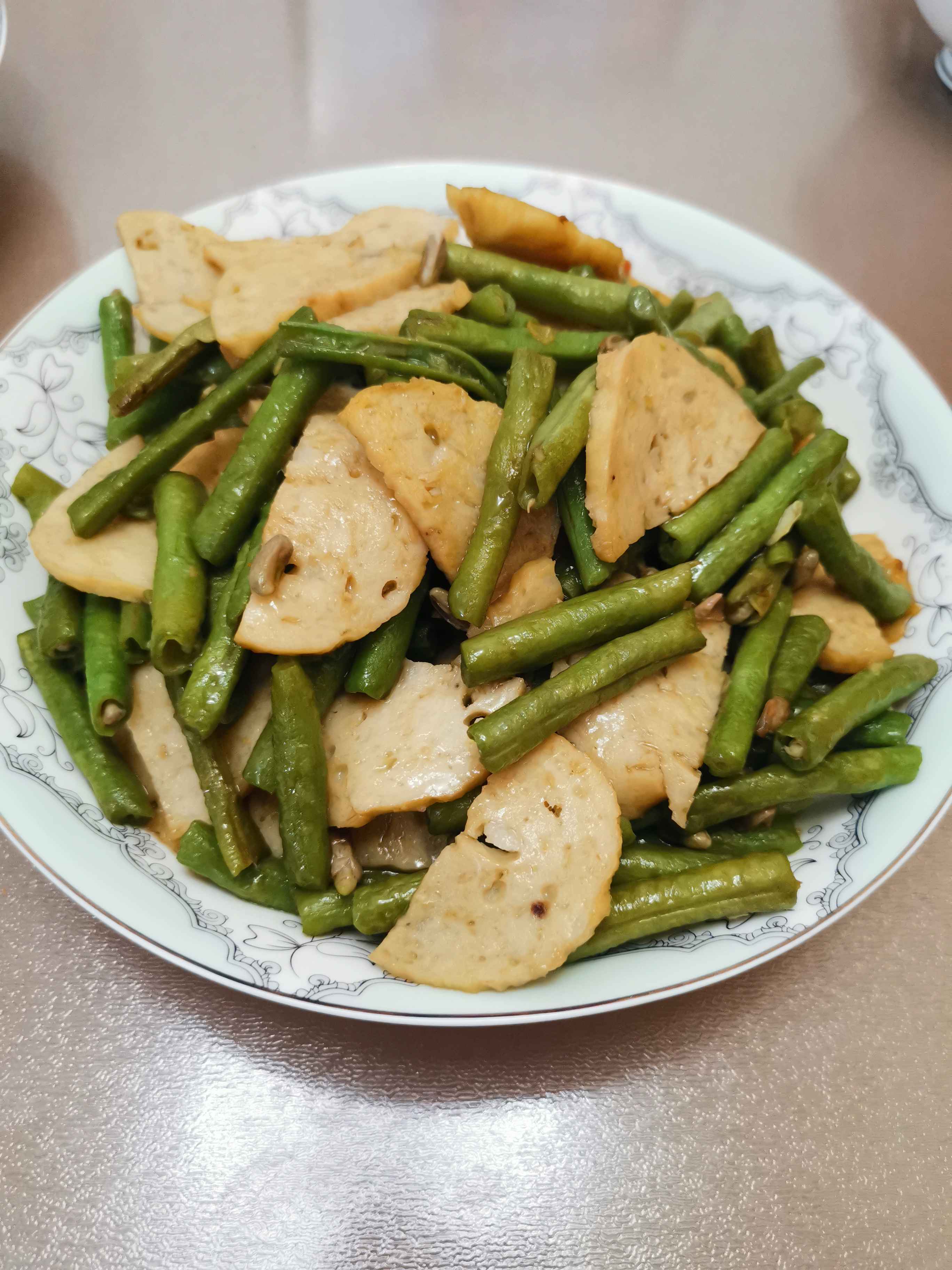 豆角炒肉餅的做法-家常味炒菜譜