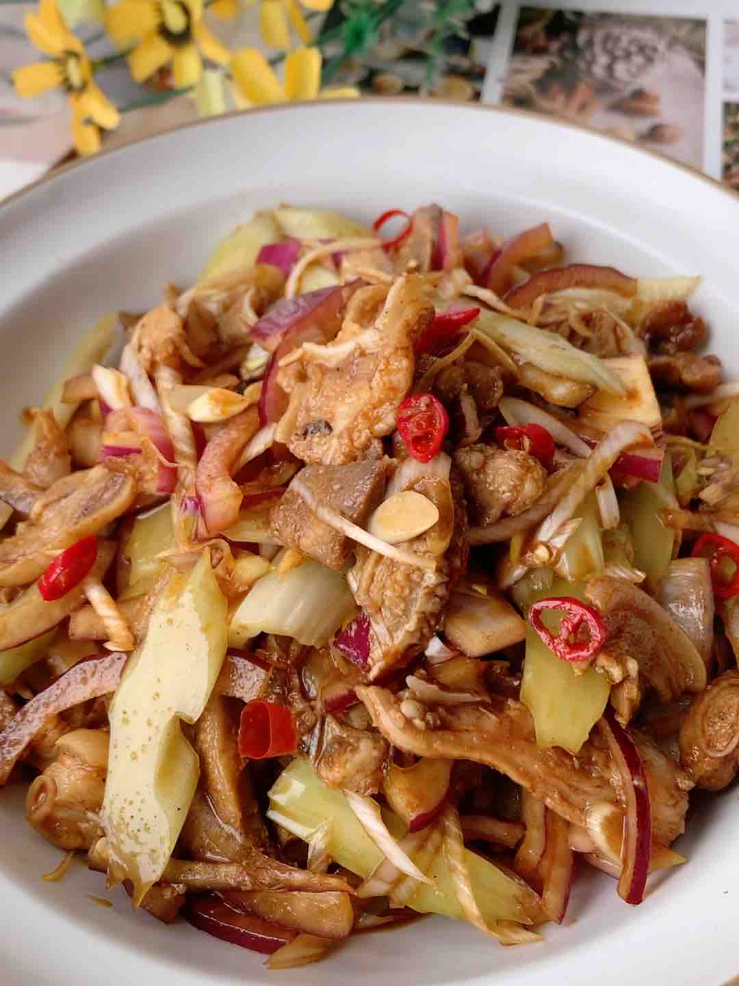 香辣拌羊臉的做法-香辣味拌菜譜-易網(wǎng)健康養(yǎng)生網(wǎng) 香辣拌羊臉的做法-香辣味拌菜譜