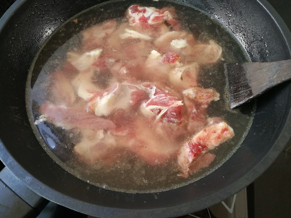 #冬至大如年#五香栗子燜羊肉的做法-家常味燜菜譜-易網(wǎng)健康養(yǎng)生網(wǎng) #冬至大如年#五香栗子燜羊肉的做法-家常味燜菜譜