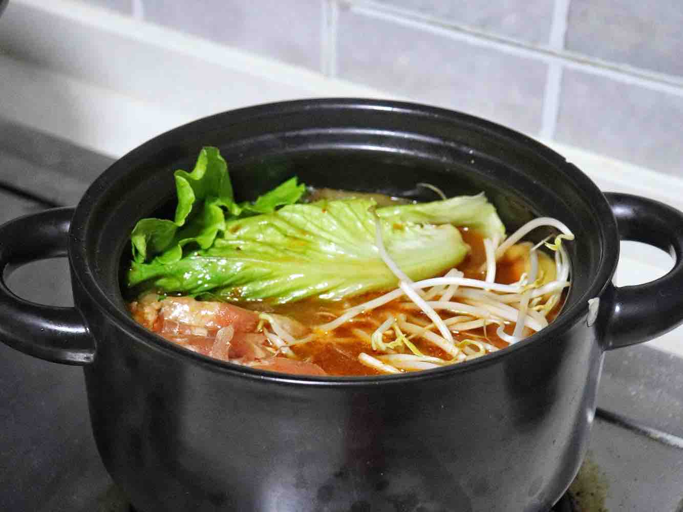 一人食泡菜鍋的做法-家常味煮菜譜-易網(wǎng)健康養(yǎng)生網(wǎng) 一人食泡菜鍋的做法-家常味煮菜譜