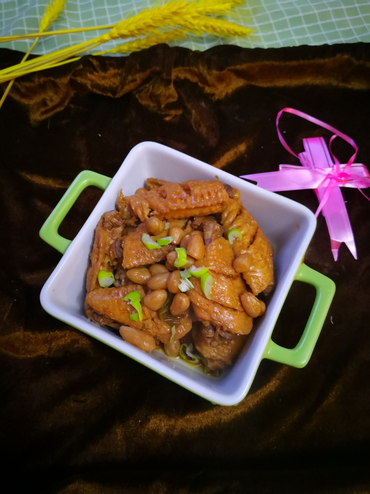 雞翅醬花生米的做法-醬香味醬菜譜-易網健康養生網 雞翅醬花生米的做法-醬香味醬菜譜