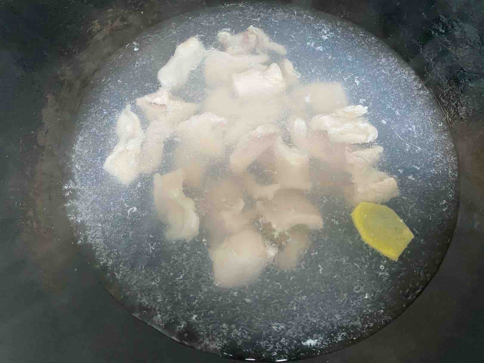 腐皮黃豆醬蒸豬板筋的做法-家常味蒸菜譜-易網健康養生網 腐皮黃豆醬蒸豬板筋的做法-家常味蒸菜譜