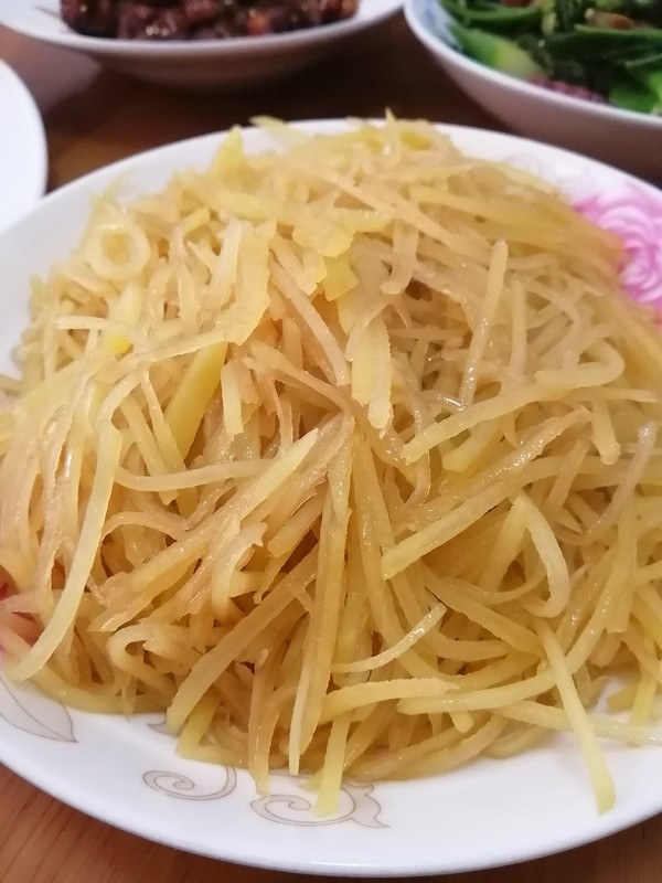 簡簡單單也不失美味~~醋溜土豆絲的做法-家常味炒菜譜-易網健康養(yǎng)生網 簡簡單單也不失美味~~醋溜土豆絲的做法-家常味炒菜譜