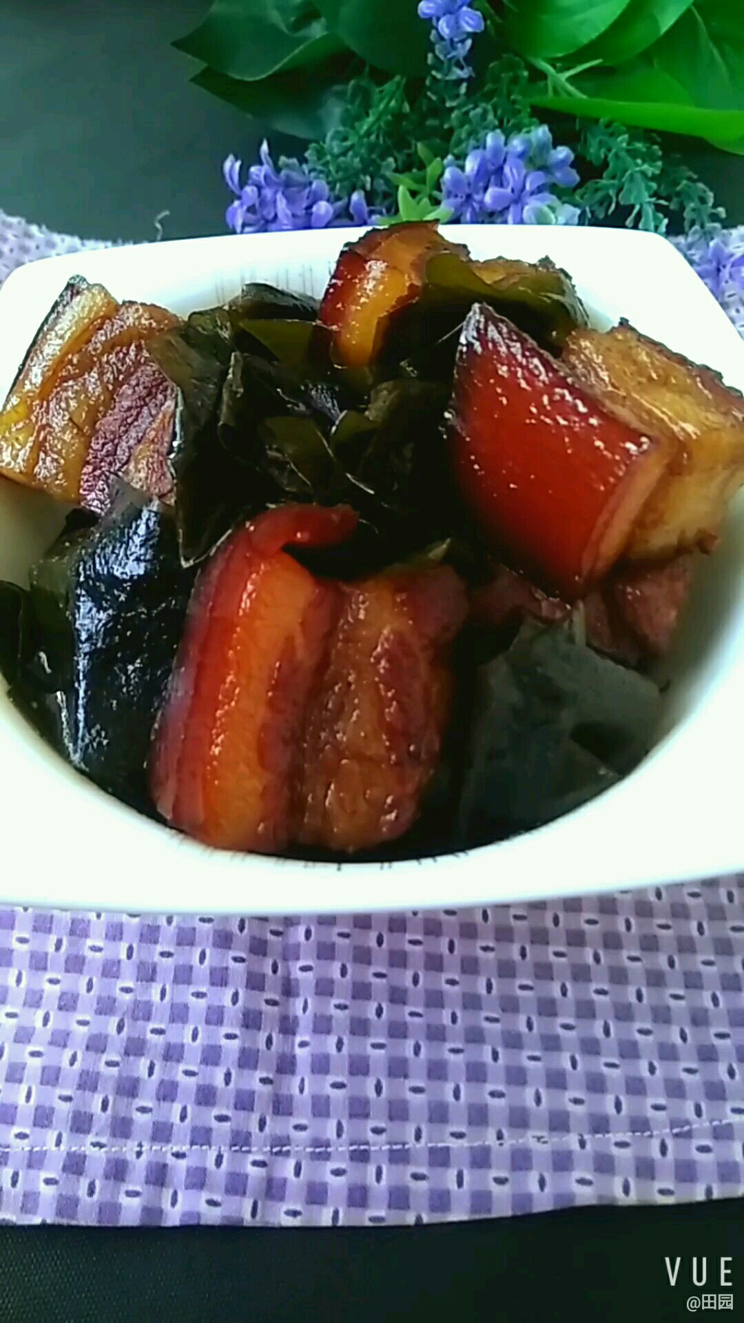 五花肉配海帶 完美的做法-咸鮮味燒菜譜-易網健康養生網 五花肉配海帶 完美的做法-咸鮮味燒菜譜