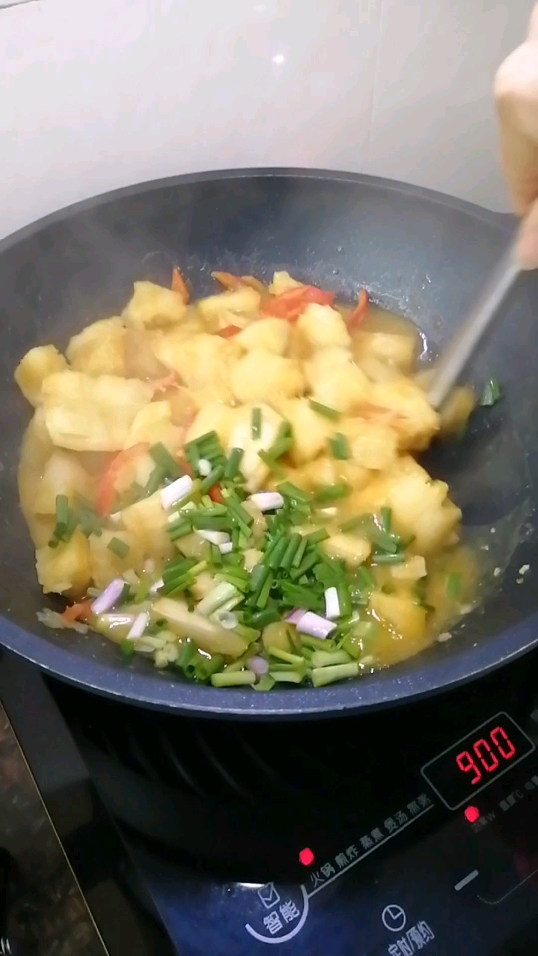 家鄉的味道~咖喱炒木薯的做法-咖喱味炒菜譜