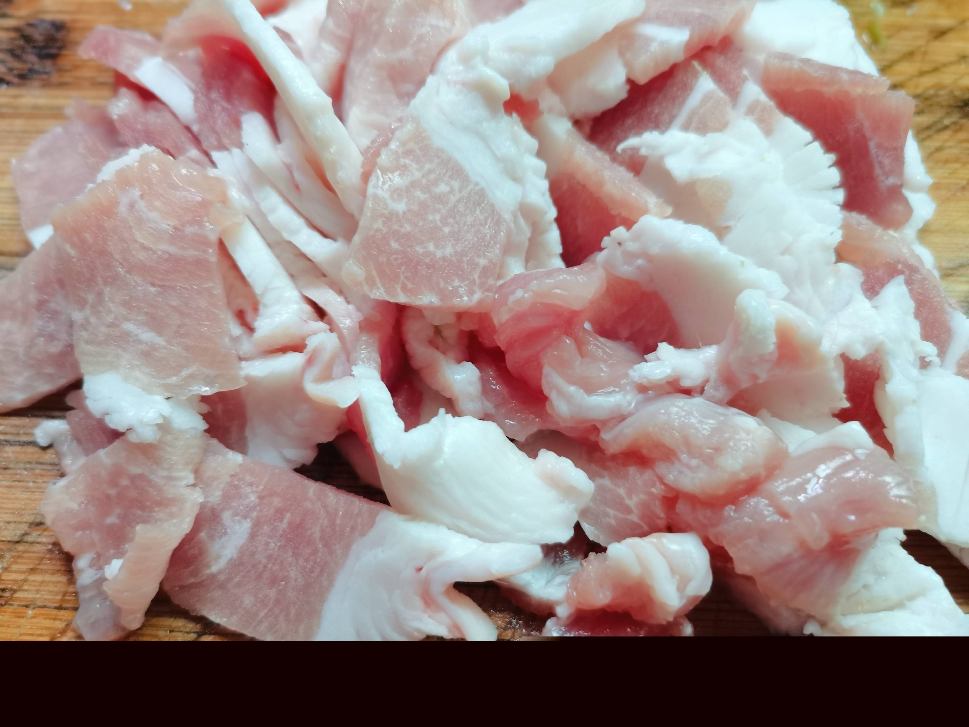 兒菜炒肉片的做法-家常味炒菜譜