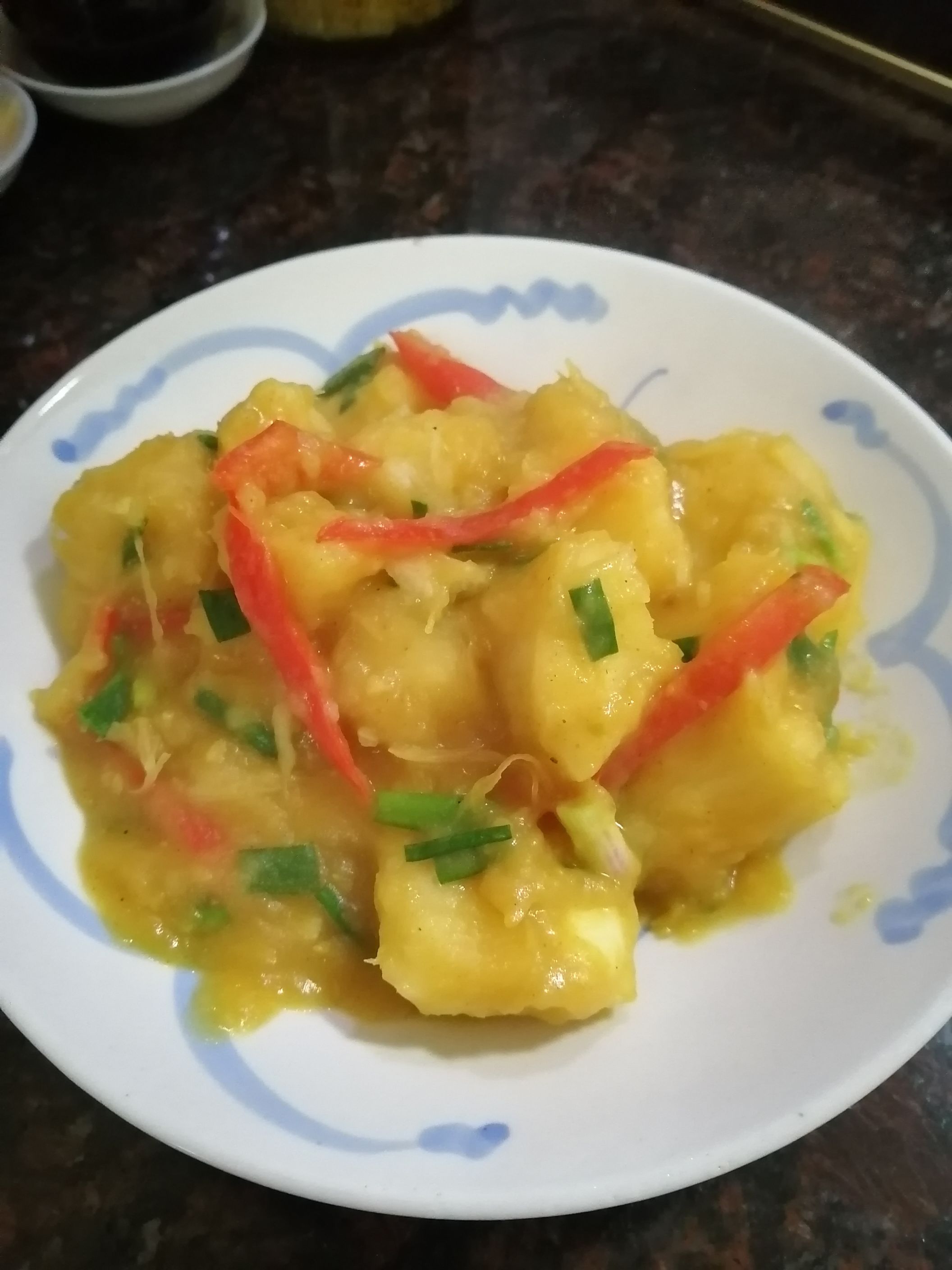 家鄉的味道~咖喱炒木薯的做法-咖喱味炒菜譜-易網健康養生網 家鄉的味道~咖喱炒木薯的做法-咖喱味炒菜譜