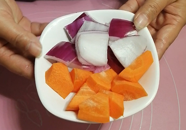 番茄牛腩(火鍋底料版)的做法-茄汁味燉菜譜-易網(wǎng)健康養(yǎng)生網(wǎng) 番茄牛腩(火鍋底料版)的做法-茄汁味燉菜譜