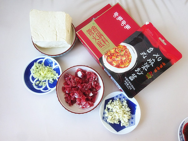 肉末豆腐的做法-香辣味燉菜譜-易網<a href=http://m.aoa7937.com/ target=_blank class=infotextkey>健康養生</a>網 肉末豆腐的做法-香辣味燉菜譜