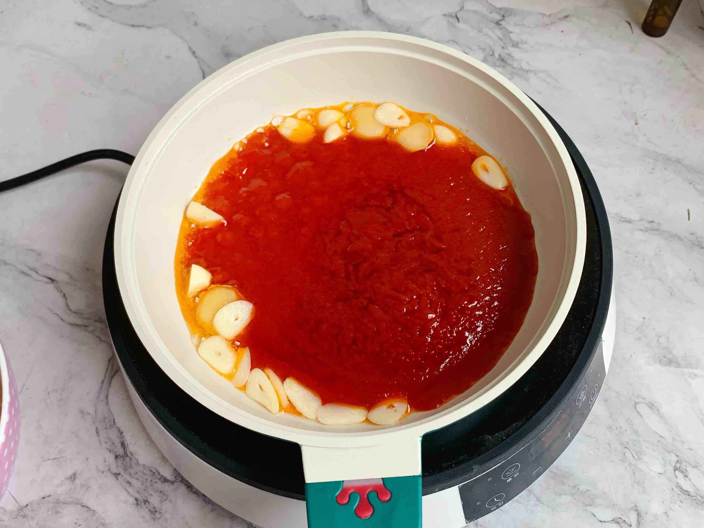 酸湯龍利魚(yú)的做法-酸辣味煮菜譜