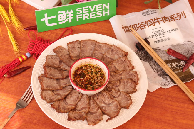 年夜飯必備鹵牛腱子！肉軟有嚼勁，上桌必光盤的做法-咸鮮味鹵菜譜