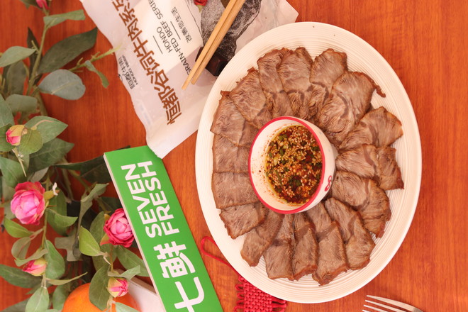 年夜飯必備鹵牛腱子！肉軟有嚼勁，上桌必光盤的做法-咸鮮味鹵菜譜