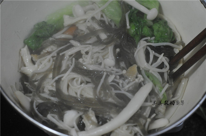 快手麻辣香鍋,5塊錢能做一大鍋,香過紅燒肉!的做法-香辣味拌菜譜-易網健康養生網 快手麻辣香鍋,5塊錢能做一大鍋,香過紅燒肉!的做法-香辣味拌菜譜