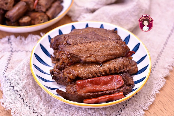 鹵鴨脖鴨翅的做法-家常味鹵菜譜-易網(wǎng)健康養(yǎng)生網(wǎng) 鹵鴨脖鴨翅的做法-家常味鹵菜譜