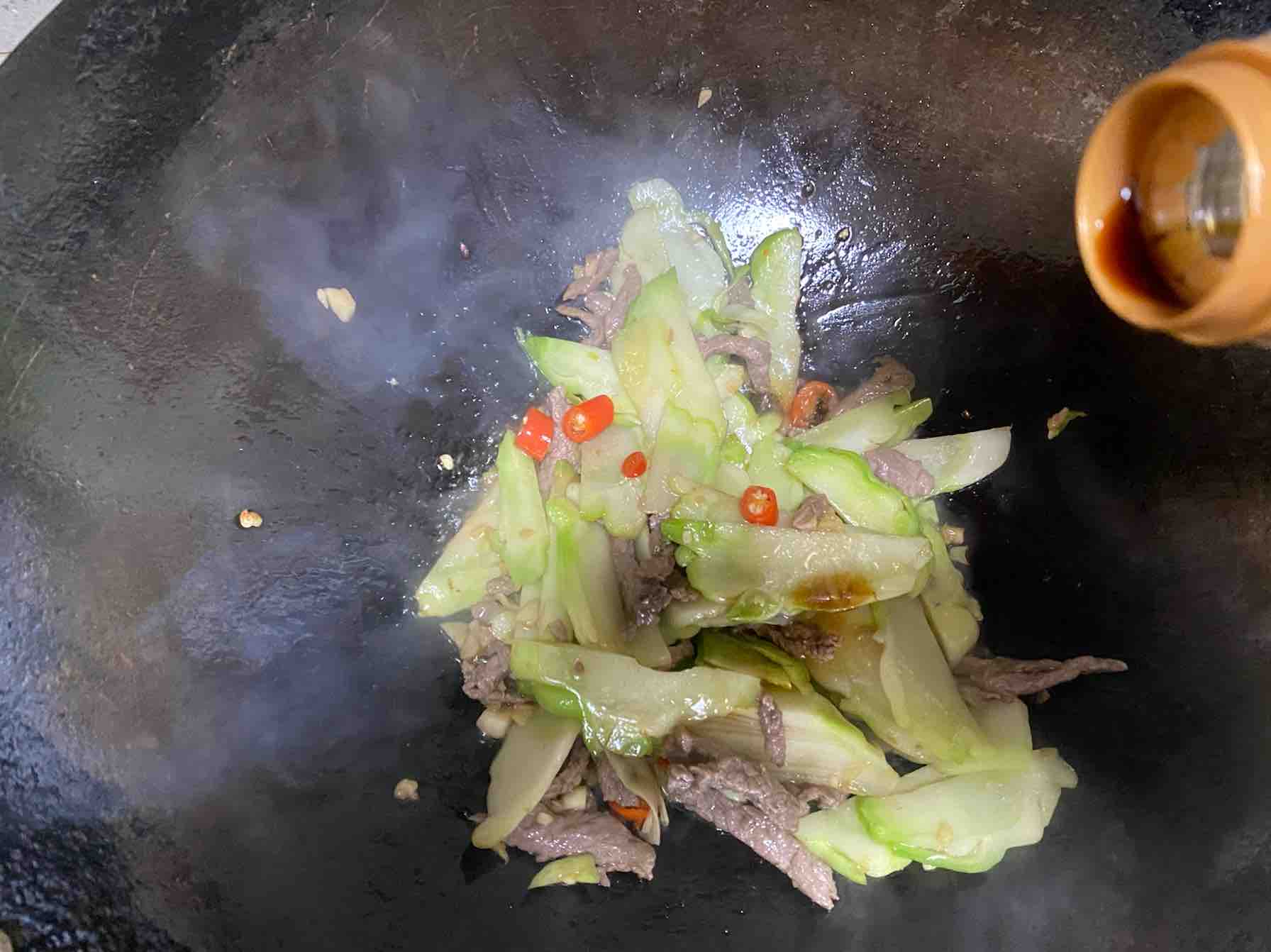 兒菜炒肉絲的做法-家常味炒菜譜
