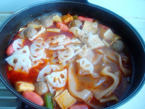 冒菜米粉的做法-香辣味煮菜譜-易網(wǎng)健康養(yǎng)生網(wǎng) 冒菜米粉的做法-香辣味煮菜譜