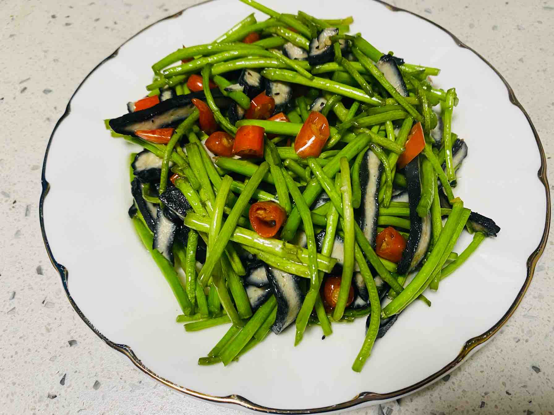 蘆蒿炒臭干的做法-其它口味炒菜譜