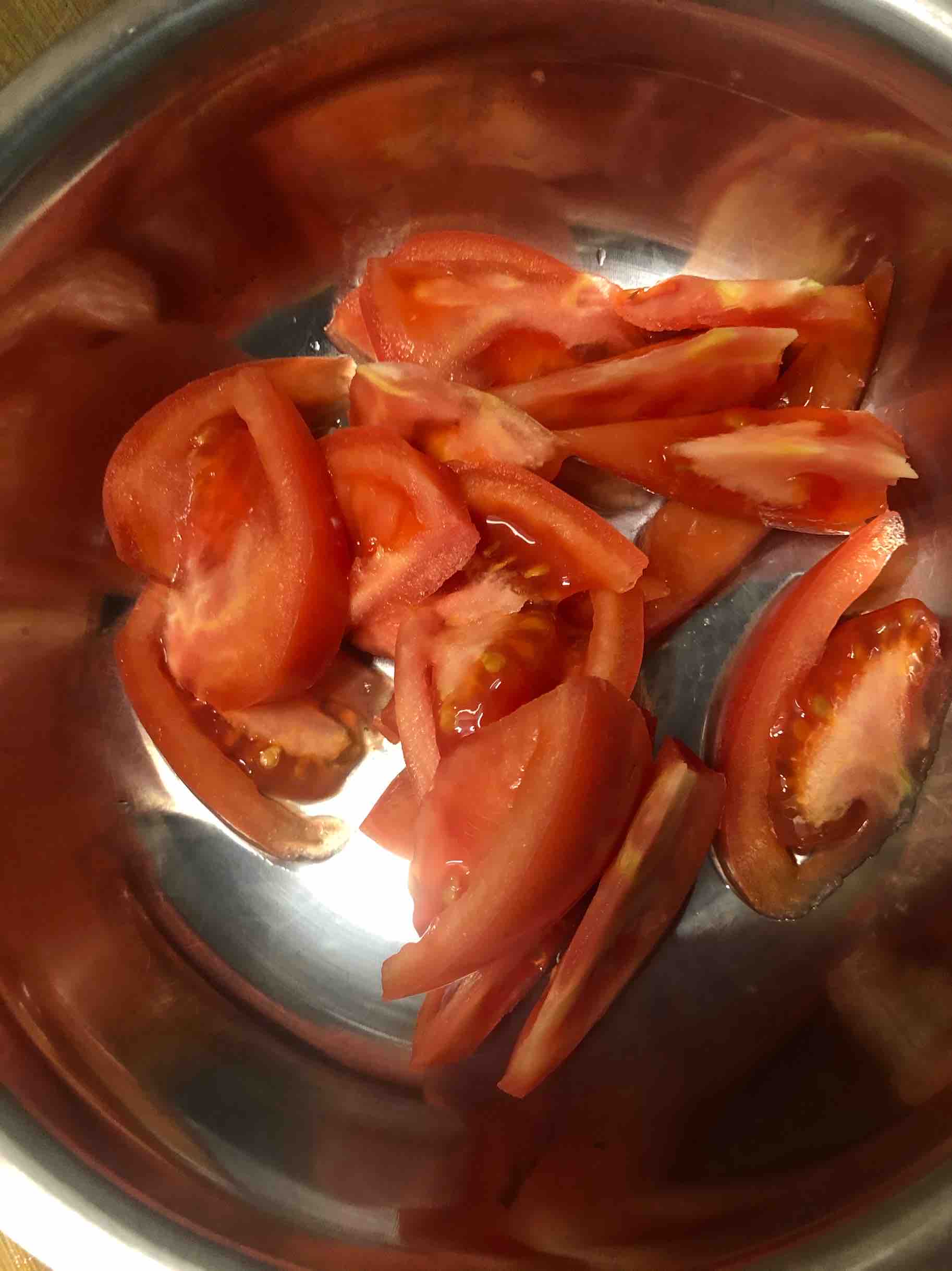 西紅柿冬瓜湯的做法-咸鮮味煮菜譜-易網<a href=http://m.aoa7937.com/ target=_blank class=infotextkey>健康養生</a>網 西紅柿冬瓜湯的做法-咸鮮味煮菜譜