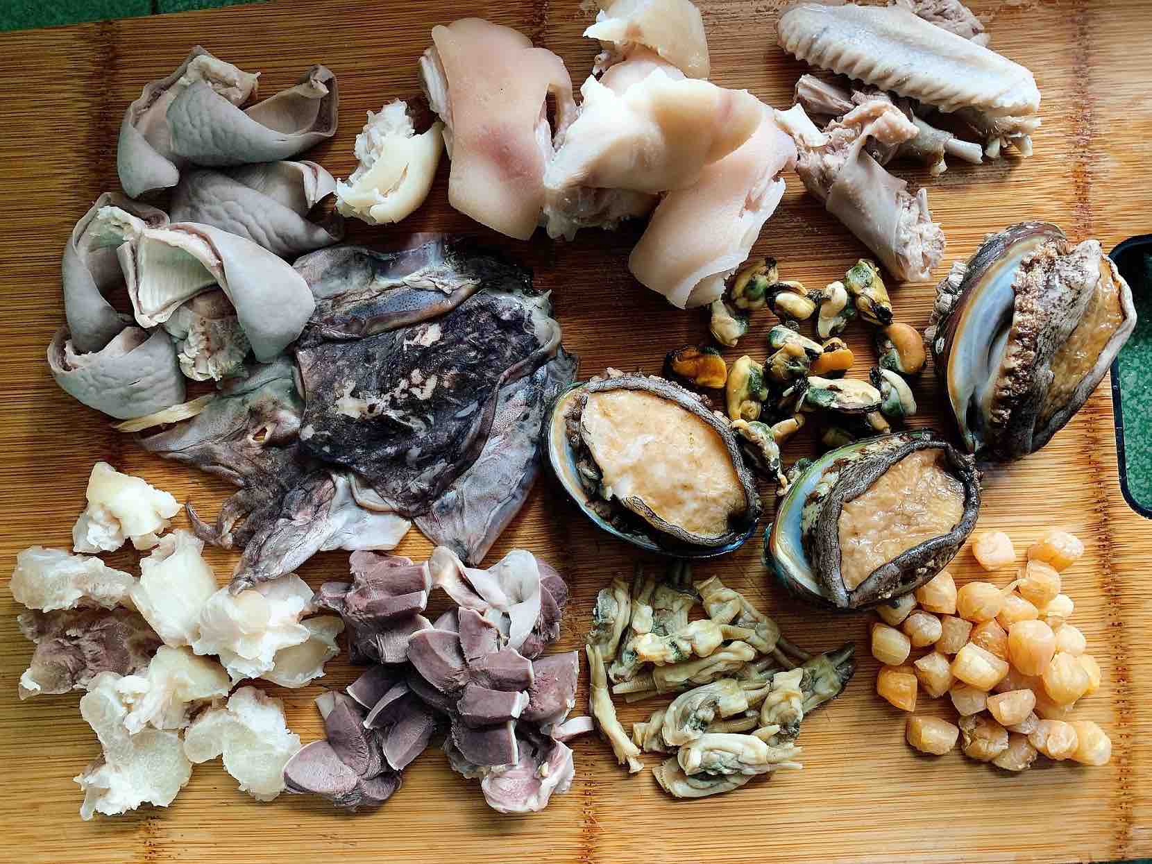 食材“八仙過海各顯神通”一壇鮮的不得了的做法-咸鮮味燉菜譜-易網<a href=http://m.aoa7937.com/ target=_blank class=infotextkey>健康養生</a>網 食材“八仙過海各顯神通”一壇鮮的不得了的做法-咸鮮味燉菜譜