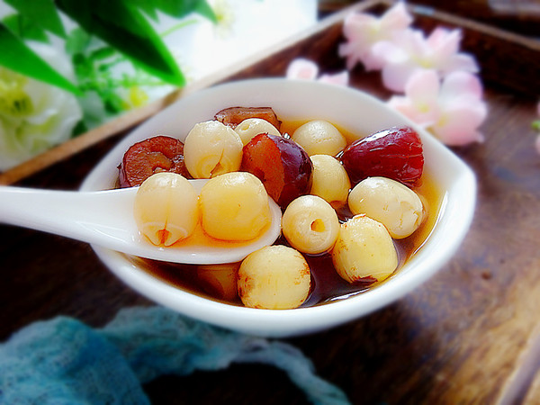蓮子蒸紅棗的做法-甜味蒸菜譜-易網(wǎng)健康養(yǎng)生網(wǎng) 蓮子蒸紅棗的做法-甜味蒸菜譜