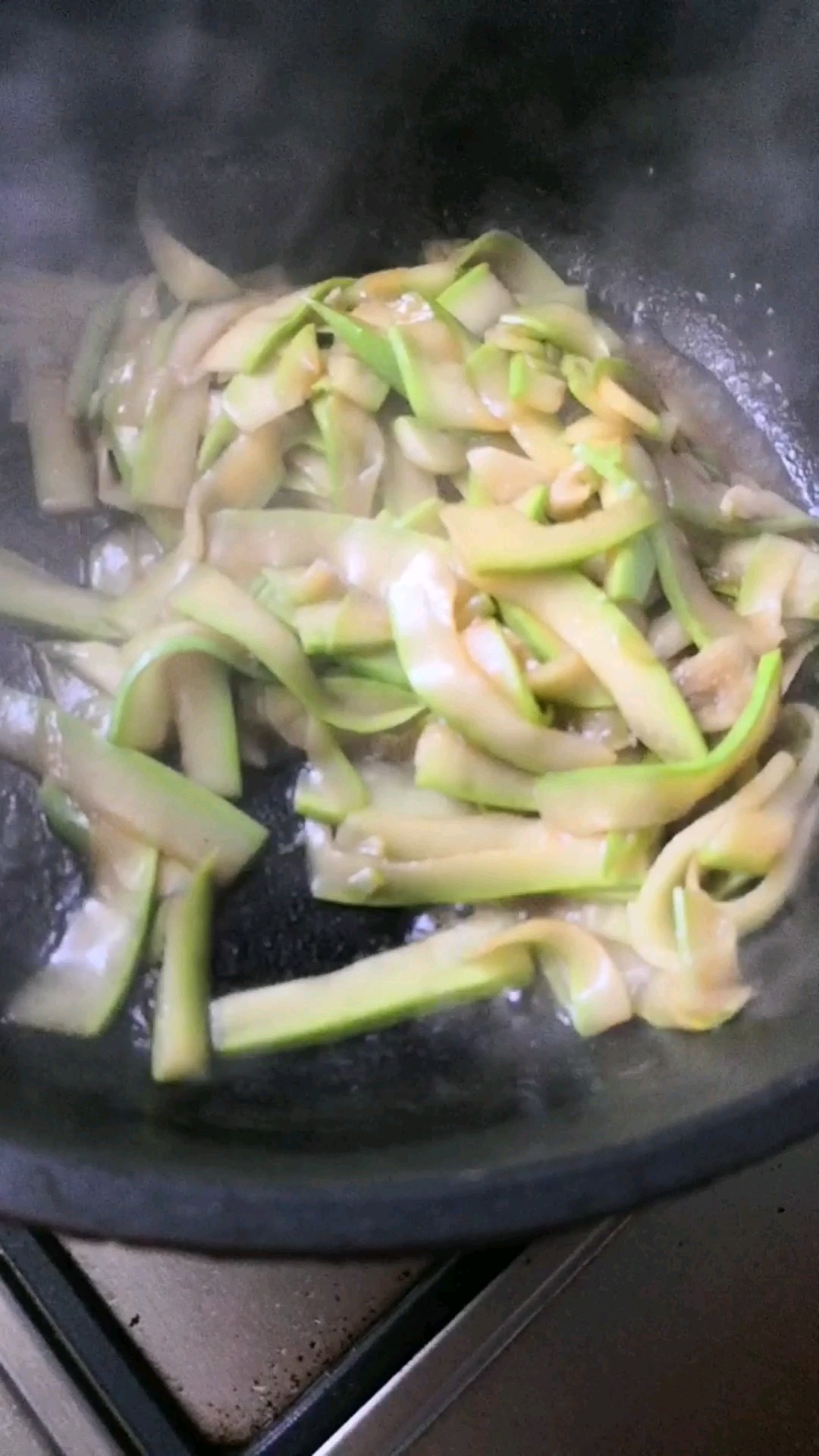 鮮香下飯，葷素搭配營養好，角瓜炒肉片的做法-家常味炒菜譜