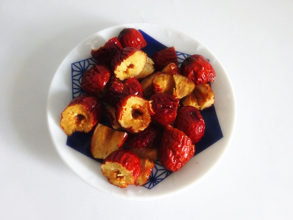 蓮子蒸紅棗的做法-甜味蒸菜譜-易網(wǎng)健康養(yǎng)生網(wǎng) 蓮子蒸紅棗的做法-甜味蒸菜譜
