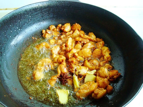 西蘭花炒雞的做法-咸鮮味炒菜譜-易網(wǎng)健康養(yǎng)生網(wǎng) 西蘭花炒雞的做法-咸鮮味炒菜譜
