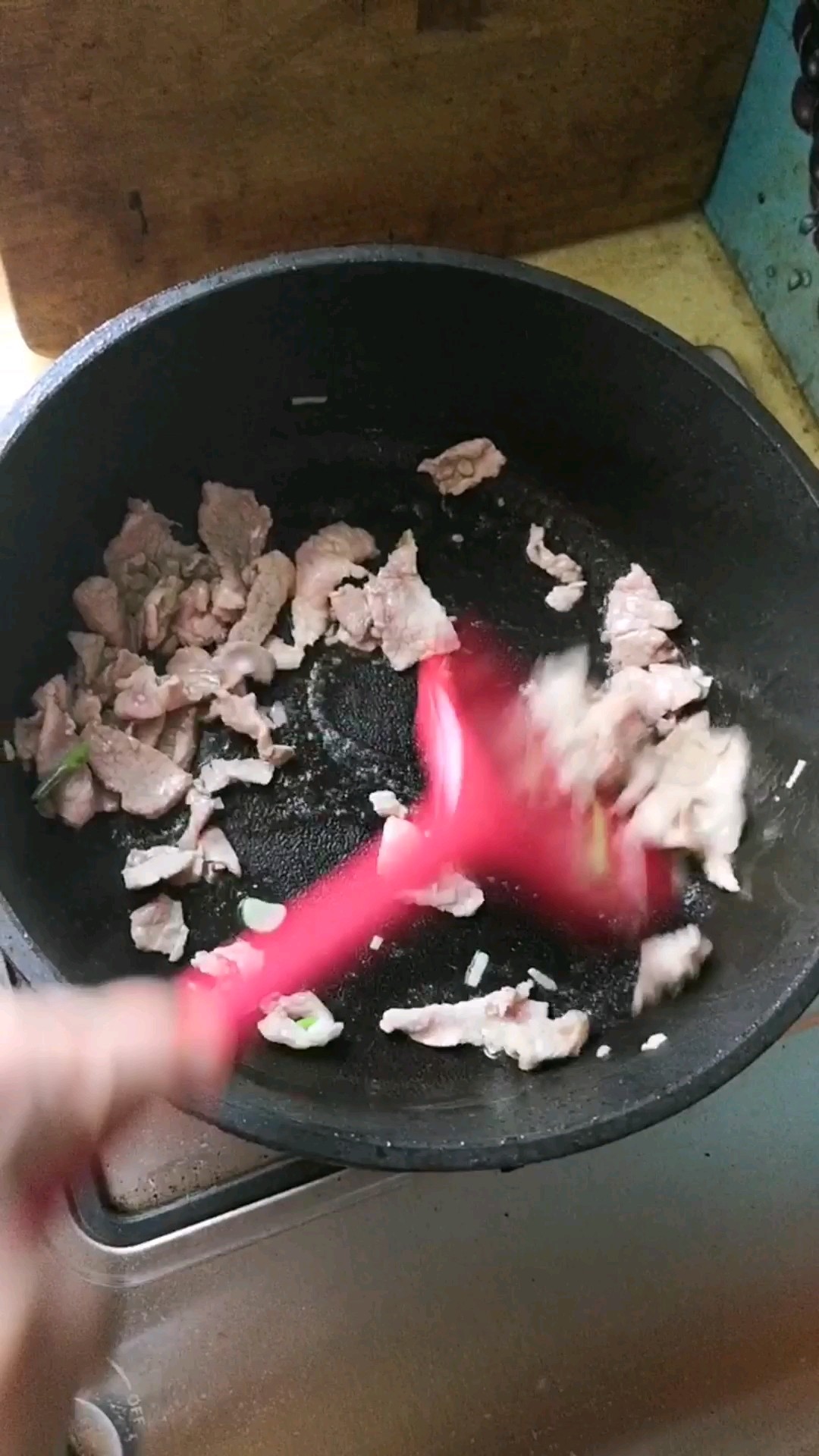 鮮香下飯，葷素搭配營養好，角瓜炒肉片的做法-家常味炒菜譜