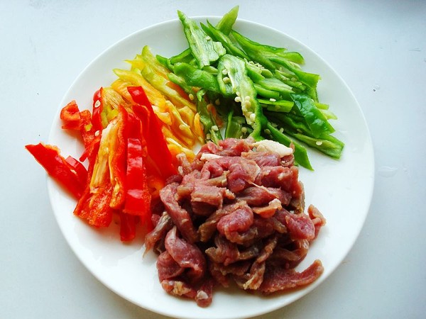 香菇羊肉拌皮帶面的做法-家常味炒菜譜-易網(wǎng)健康養(yǎng)生網(wǎng) 香菇羊肉拌皮帶面的做法-家常味炒菜譜