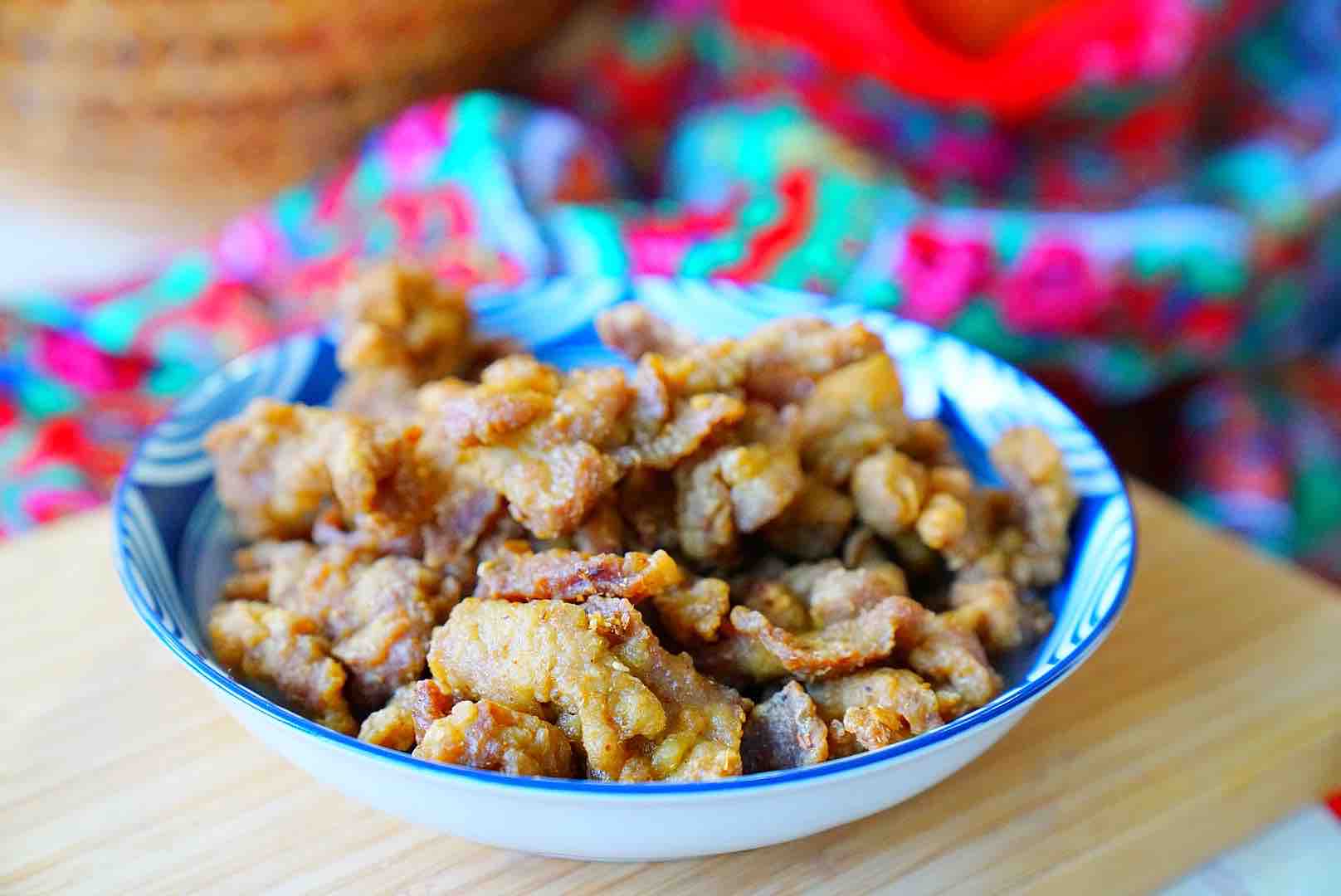 酥肉,年的味道的做法-家常味炸菜譜-易網健康養生網 酥肉,年的味道的做法-家常味炸菜譜