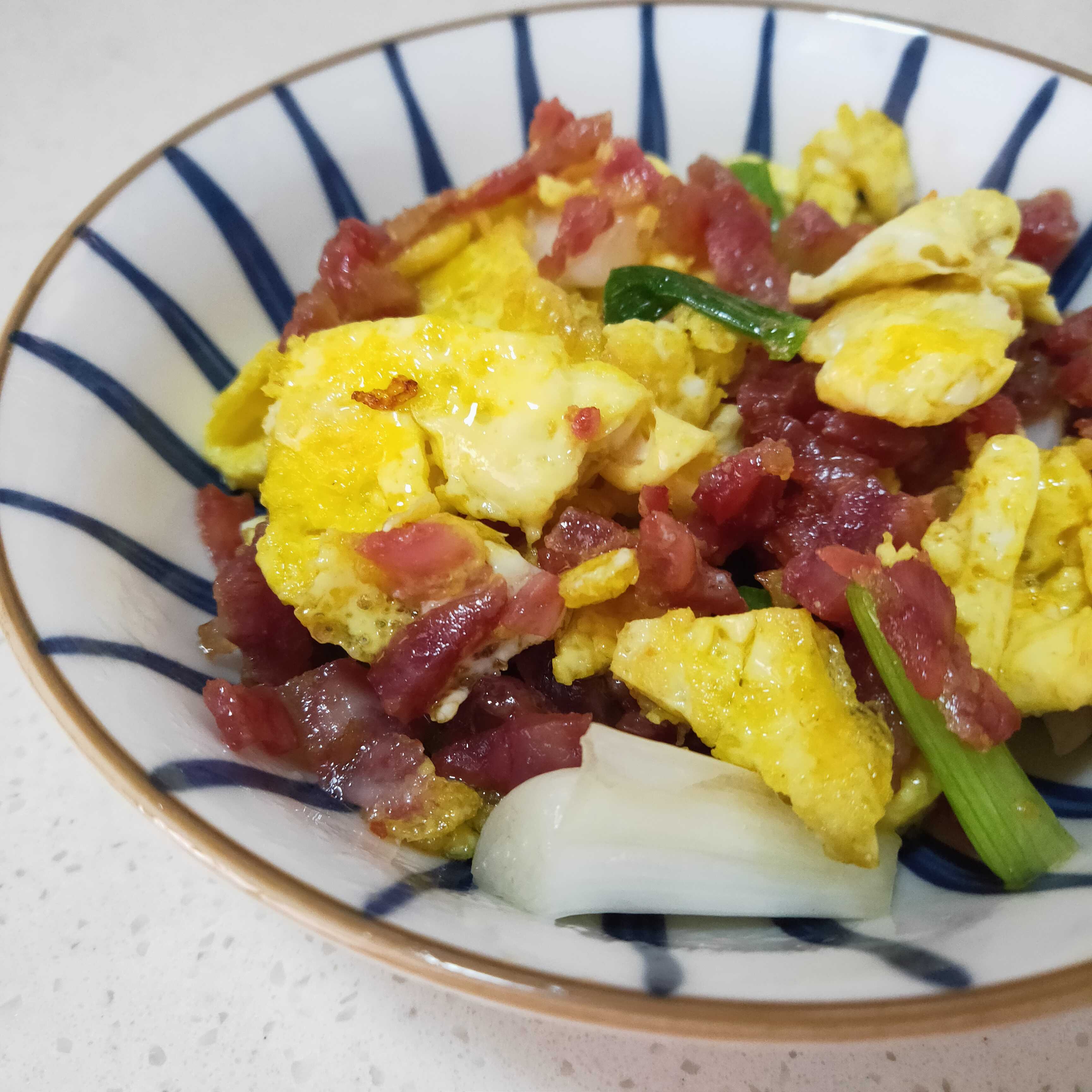 臘腸炒肉的做法-家常味炒菜譜