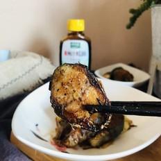 香煎鲅魚(yú) │簡(jiǎn)單美味 配米飯超級(jí)下飯的做法-咸鮮味煎菜譜