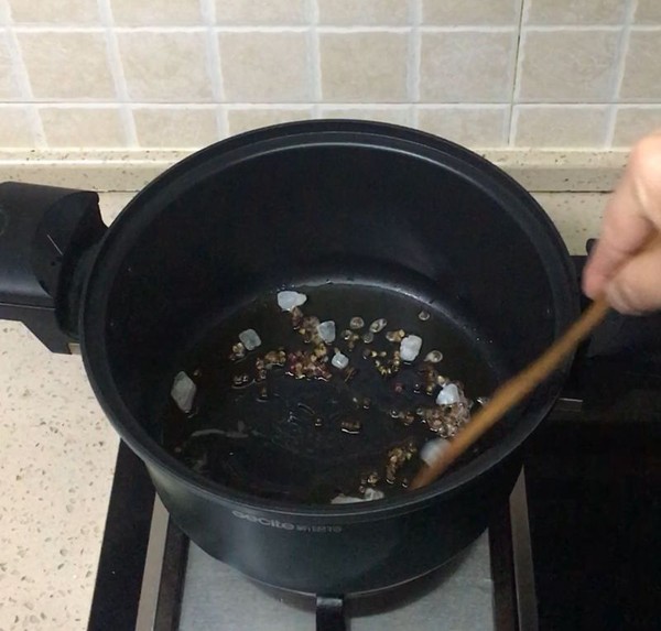 番茄牛腩鍋的做法-酸甜味燉菜譜-易網健康養生網 番茄牛腩鍋的做法-酸甜味燉菜譜