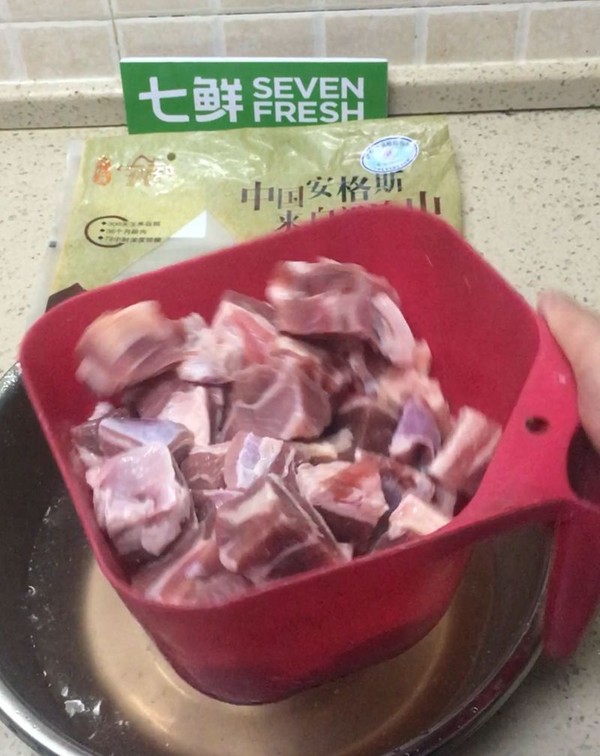番茄牛腩鍋的做法-酸甜味燉菜譜-易網健康養生網 番茄牛腩鍋的做法-酸甜味燉菜譜
