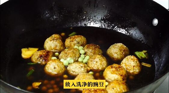 紅燒藕圓的做法-咸鮮味燒菜譜-易網健康養生網 紅燒藕圓的做法-咸鮮味燒菜譜