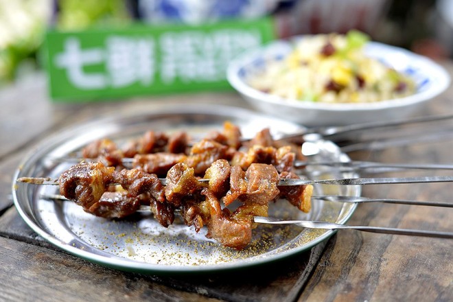 烤牛腩串的做法-咸鮮味烤菜譜-易網(wǎng)健康養(yǎng)生網(wǎng) 烤牛腩串的做法-咸鮮味烤菜譜