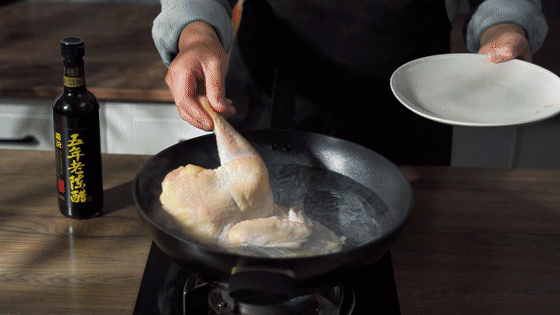 酸辣口水雞的做法-家常味拌菜譜-易網<a href=http://m.aoa7937.com/ target=_blank class=infotextkey>健康養生</a>網 酸辣口水雞的做法-家常味拌菜譜
