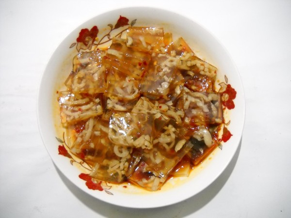 Q彈養(yǎng)顏肉皮凍的做法-家常味煮菜譜-易網(wǎng)健康養(yǎng)生網(wǎng) Q彈養(yǎng)顏肉皮凍的做法-家常味煮菜譜