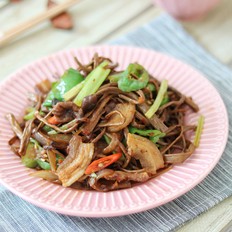 干鍋茶樹菇的做法-家常味炒菜譜