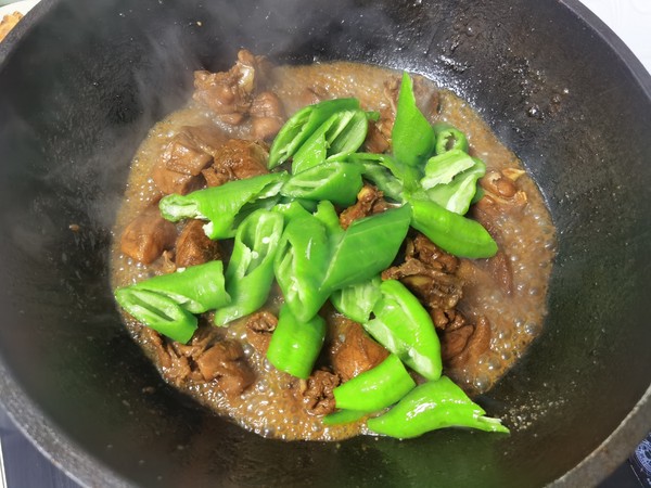 辣子雞的做法-家常味炒菜譜-易網(wǎng)健康養(yǎng)生網(wǎng) 辣子雞的做法-家常味炒菜譜